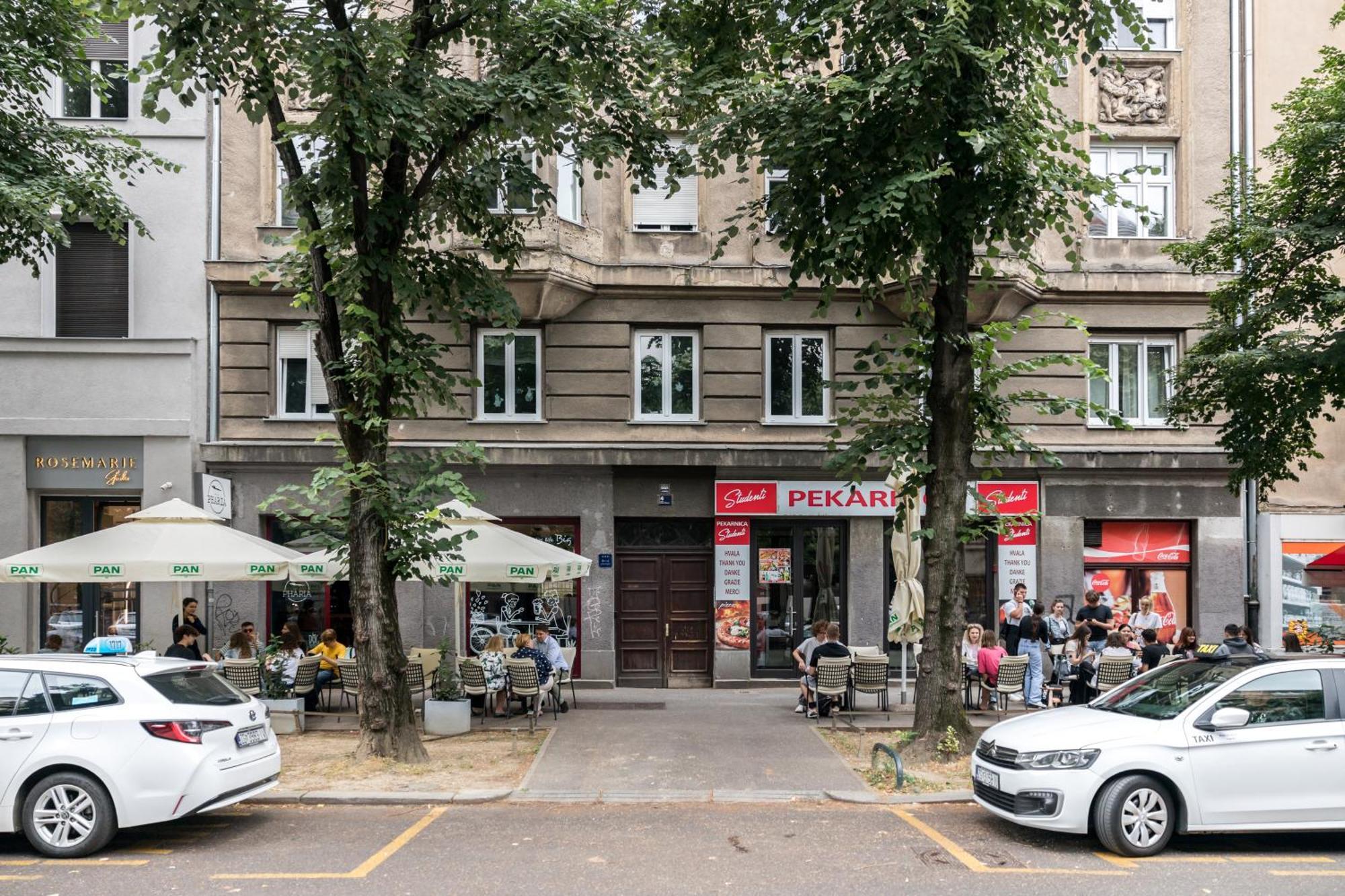 Petra * Zagreb